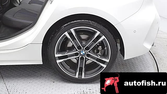 BMW 1-Series 1 Series (F40) 2023 года - вид 6