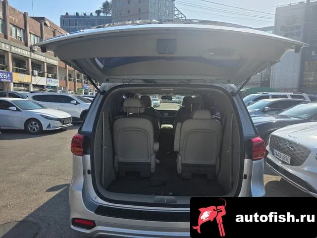 Kia Carnival The New Carnival 2019 года - похожие автомобили