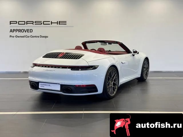 Porsche 911 911 (992) 2021 года - вид 5