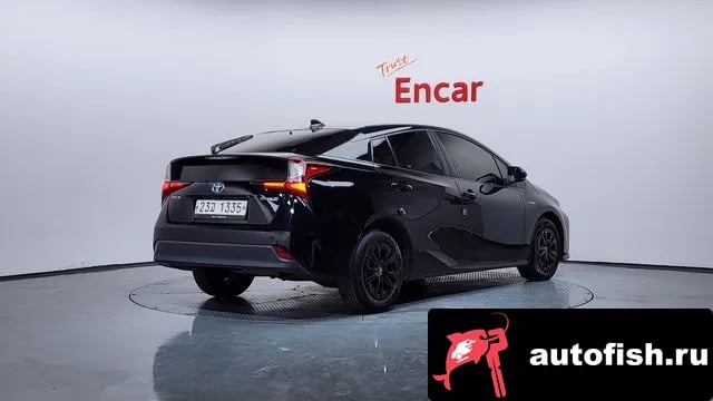 Toyota Prius Prius 4th Generation 2019 года - похожие автомобили