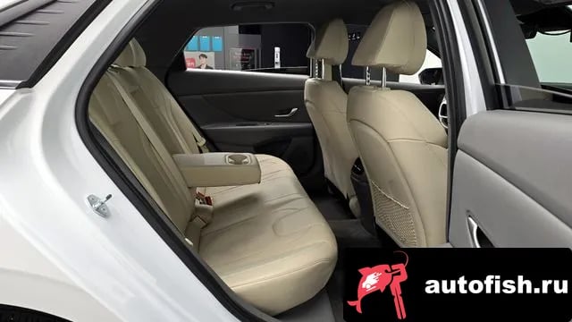 Hyundai AVANTE Avante (CN7) 2023 года - похожие автомобили