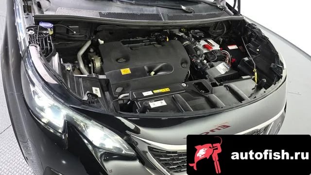 Peugeot 3008 3008 second generation 2018 года - вид 6