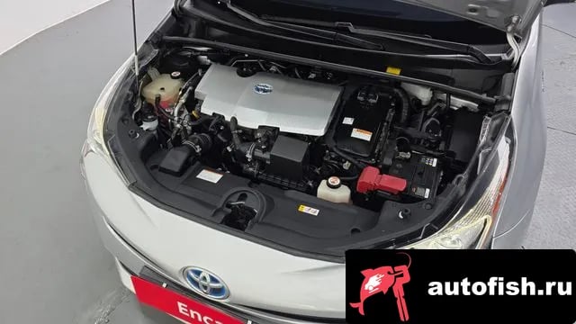 Toyota Prius Prius 4th Generation 2018 года - вид 6