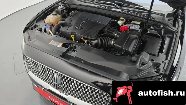 Lincoln Continental Continental 10th Generation 2019 года - вид 6