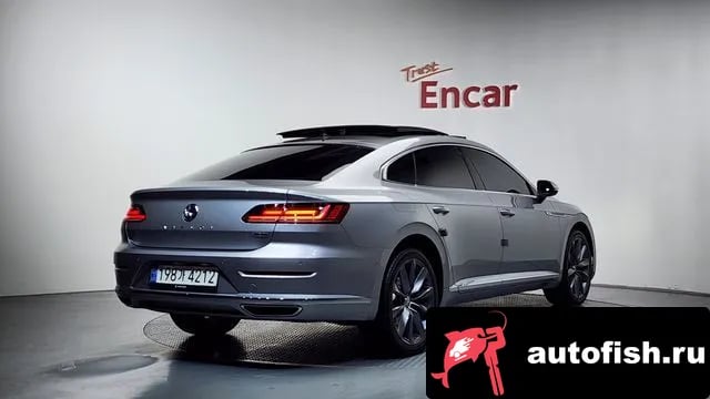 Volkswagen Arteon Atheon 2020 года - вид 2