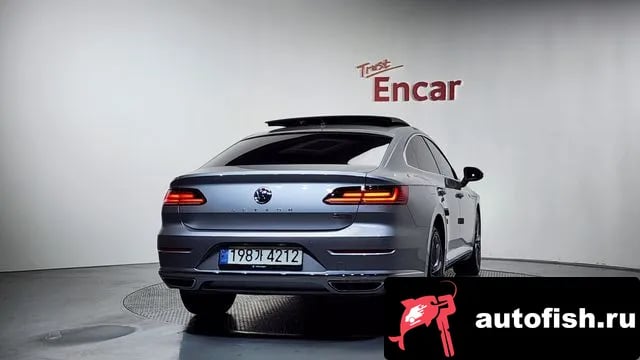 Volkswagen Arteon Atheon 2020 года - вид 4
