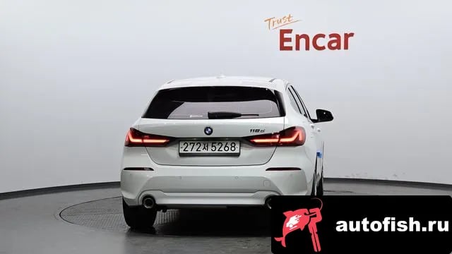 BMW 1-Series 1 Series (F40) 2020 года - вид 4