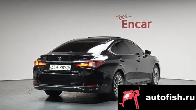 Lexus ES ES300h 7th generation 2019 года - вид 1