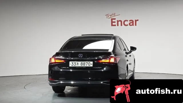 Lexus ES ES300h 7th generation 2019 года - вид 3