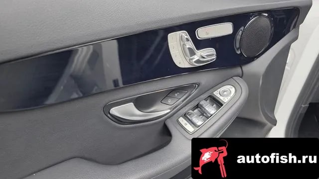 Mercedes-Benz C-Class C-Class W205 2020 года - похожие автомобили