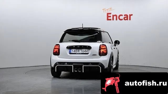 Mini Cooper Cooper S 2024 года - вид 4
