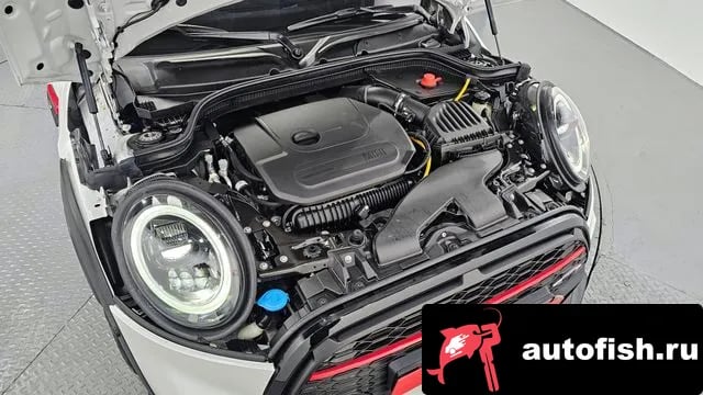 Mini Cooper Cooper S 2024 года - вид 6