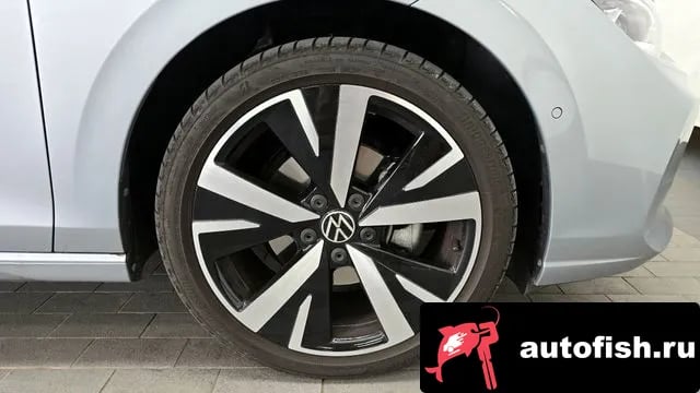 Volkswagen Golf Golf 8th Generation 2025 года - вид 5