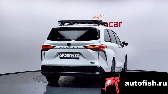Toyota Sienna Siena 4th Generation 2021 года - вид 4