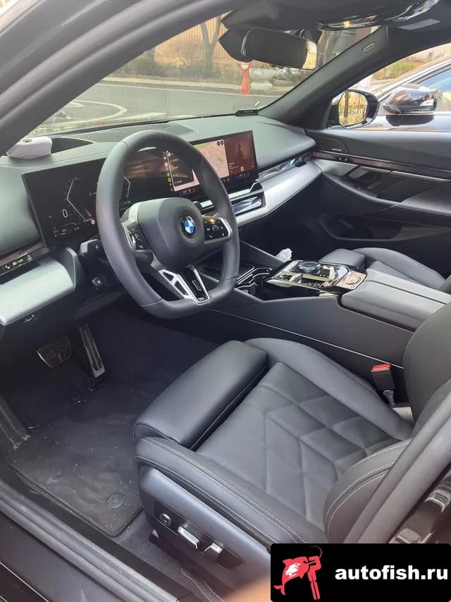 BMW 5-Series 5 Series (G60) 2025 года - вид 4