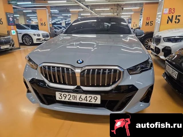 BMW 5-Series 5 Series (G60) 2025 года - вид 2