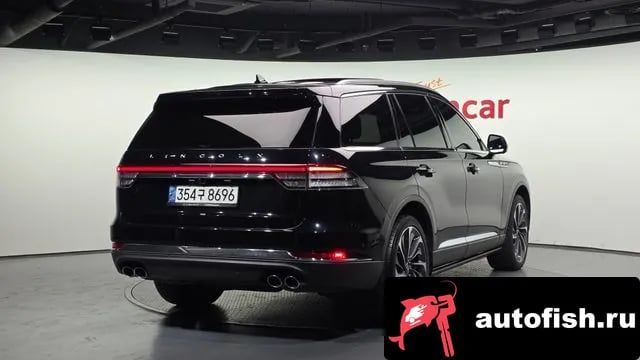 Lincoln Aviator Aviator 2nd generation 2021 года - вид 2