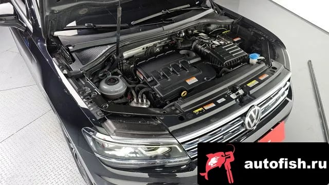 Volkswagen Tiguan Tiguan second Generation 2020 года - вид 6