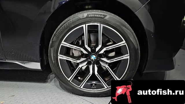 BMW 7-Series 7 Series (G70) 2024 года - вид 5