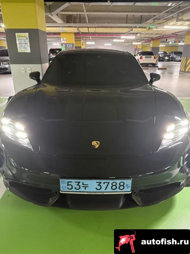 Porsche Taycan Taikan 2021 года - вид 3