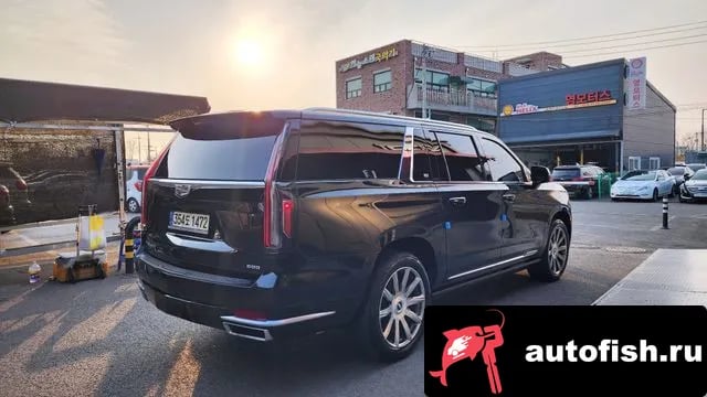 Cadillac Escalade Escalade 5th Generation 2022 года - вид 2