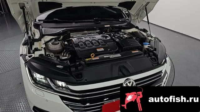 Volkswagen Arteon Atheon 2019 года - вид 6