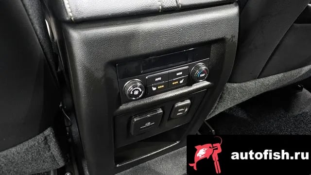 Chevrolet (GM Daewoo) Traverse Traverse 2023 года - похожие автомобили