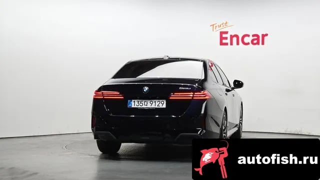 BMW 5-Series 5 Series (G60) 2025 года - вид 4