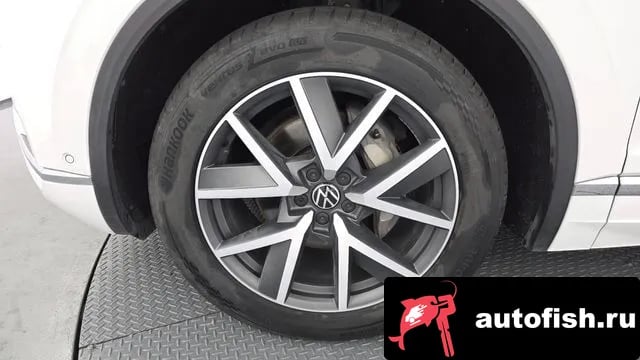 Volkswagen Touareg Tuareg 3rd generation 2023 года - вид 5