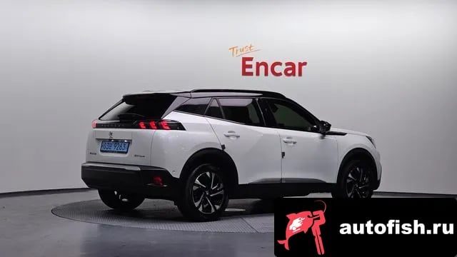 Peugeot 2008 e-2008 second generation 2021 года - вид 2