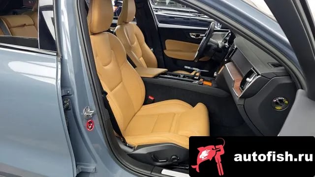 Volvo V60 V60 Cross-country 2nd Generation 2022 года - похожие автомобили