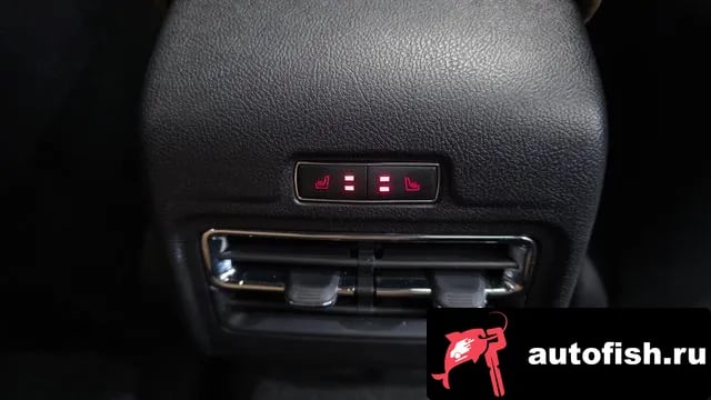 Lincoln Corsair Cosair 2021 года - похожие автомобили