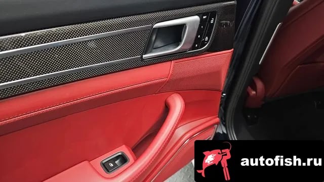 Porsche Panamera Panamera (971) 2019 года - похожие автомобили