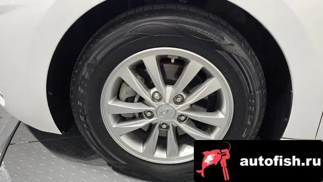 Hyundai AVANTE The New Avante AD 2019 года - вид 5