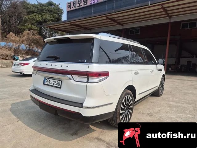 Lincoln Navigator Navigator 4th generation 2023 года - вид 5