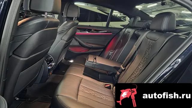 BMW 5-Series 5 Series (G30) 2022 года - вид 6