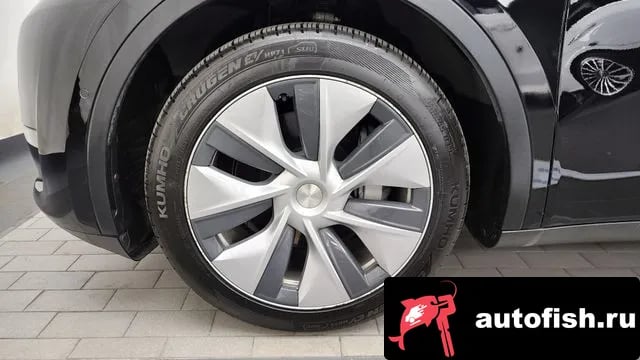 Tesla Model Y Model Y 2022 года - похожие автомобили