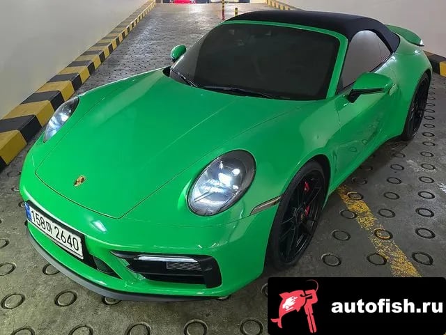 Porsche 911 911 (992) 2022 года - вид 3
