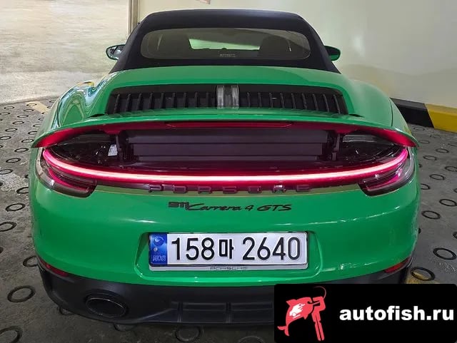 Porsche 911 911 (992) 2022 года - вид 5