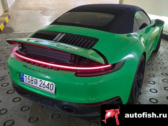 Porsche 911 911 (992) 2022 года - вид 6