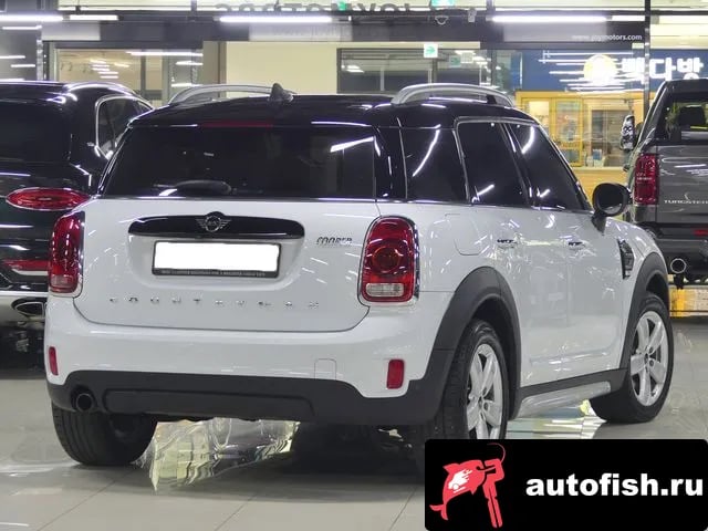 Mini Countryman Cooper Country Man 2019 года - вид 3