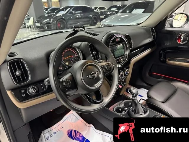 Mini Countryman Cooper Country Man 2019 года - вид 4
