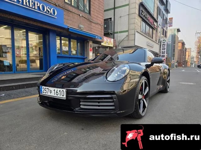 Porsche 911 911 (992) 2021 года - вид 1