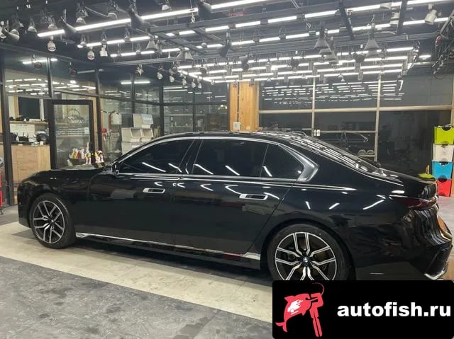 BMW 7-Series 7 Series (G70) 2024 года - вид 3