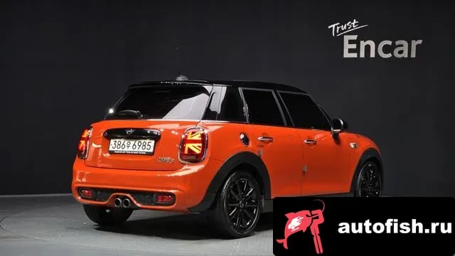 Mini Cooper Cooper S 2018 года - вид 2