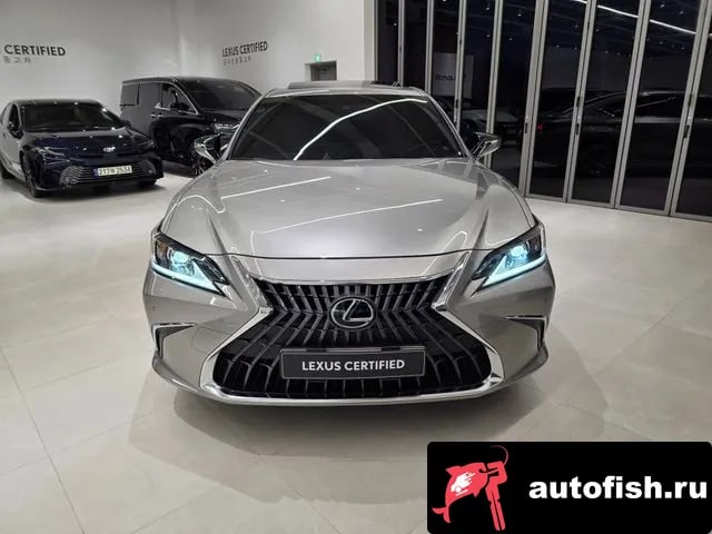 Lexus ES ES300h 7th generation 2024 года - похожие автомобили