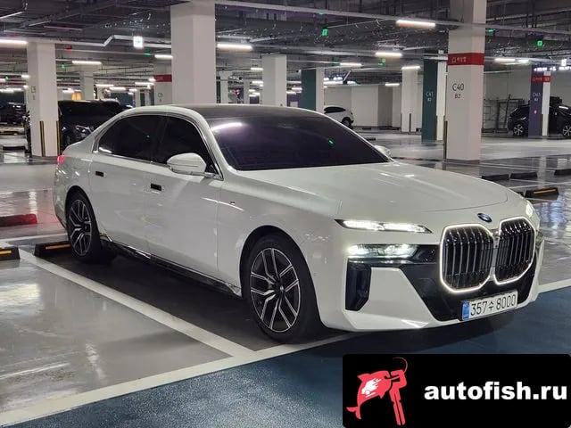 BMW 7-Series 7 Series (G70) 2025 года - вид 5