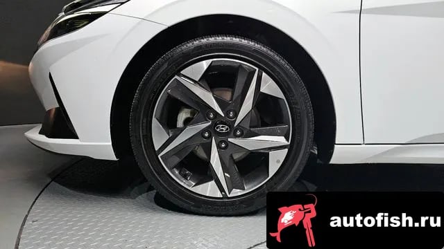 Hyundai AVANTE Avante (CN7) 2023 года - вид 5