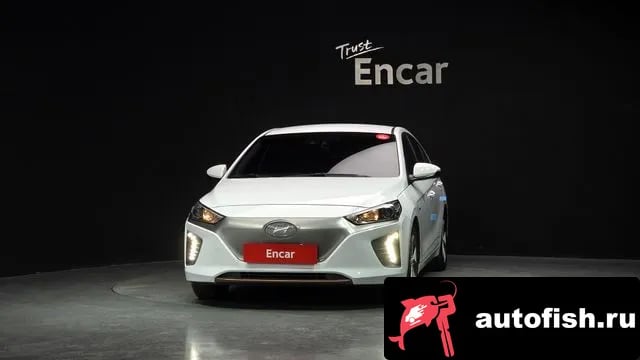 Hyundai Ioniq Ionic Electric 2018 года - похожие автомобили