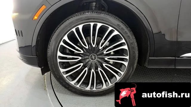 Lincoln Aviator Aviator 2nd generation 2025 года - вид 5